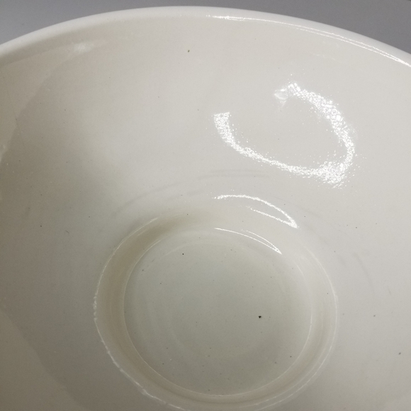 Haeger 102 Pedestal Bowl Beige Cream Tan Embossed Scroll Leaf Pattern USA - Picture 8 of 12